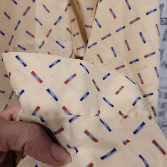 Vintage Pins and Needles Tan Blouse Size 8 Petite - Picture 2 of 16